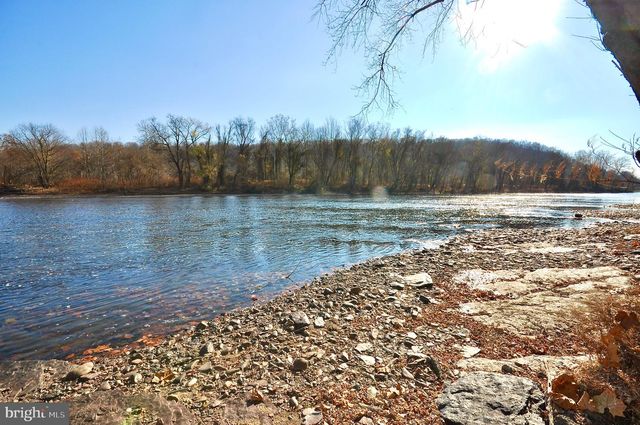 14 BRIDGE 5, Pipersville, PA 18947
