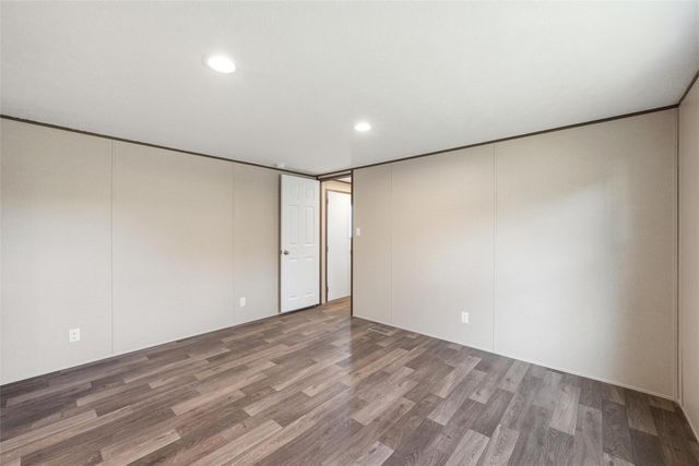 618 E 6th Street A, Blum, TX 76627