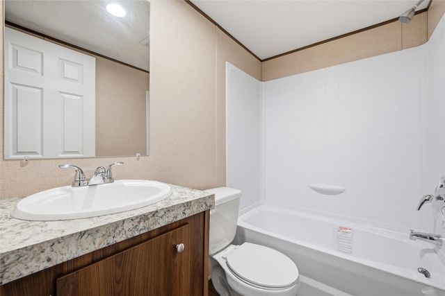 618 E 6th Street A, Blum, TX 76627