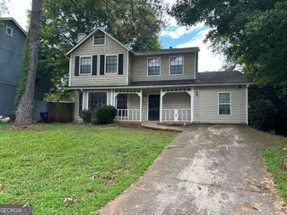 939 Lake Drive Court, Stone Mountain, GA 30088