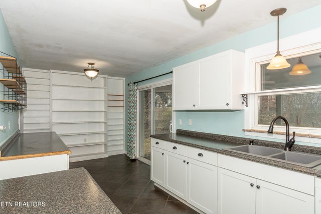 1202 Tapoco Ave, Maryville, TN 37801