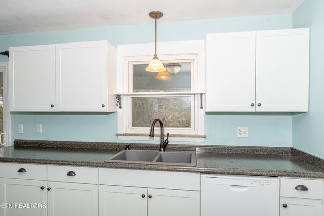 1202 Tapoco Ave, Maryville, TN 37801