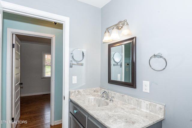 1202 Tapoco Ave, Maryville, TN 37801