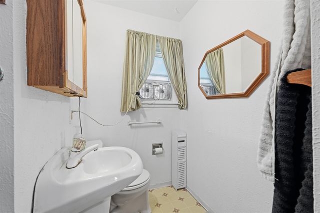 13106 E Cataldo Ave, Spokane Valley, WA 99216