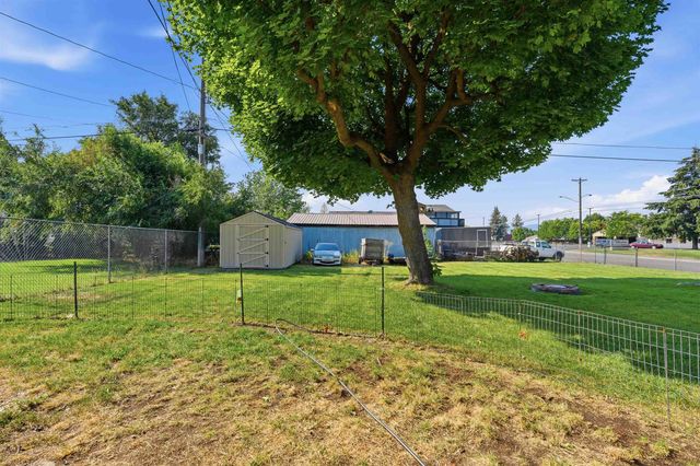 13106 E Cataldo Ave, Spokane Valley, WA 99216