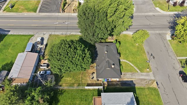 13106 E Cataldo Ave, Spokane Valley, WA 99216