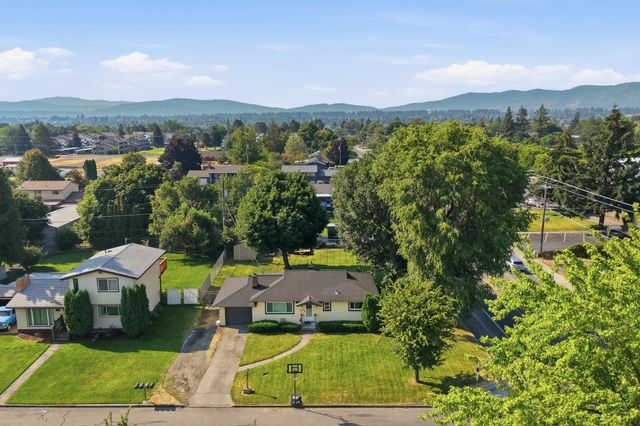 13106 E Cataldo Ave, Spokane Valley, WA 99216