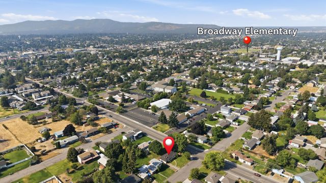 13106 E Cataldo Ave, Spokane Valley, WA 99216