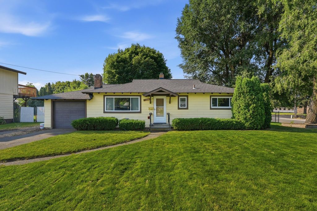 13106 E Cataldo Ave, Spokane Valley, WA 99216 photo 1