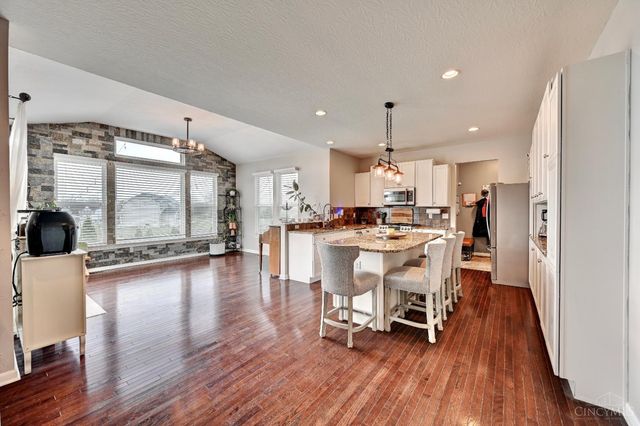 1425 Woodbury Glen Drive, Batavia Twp, OH 45102