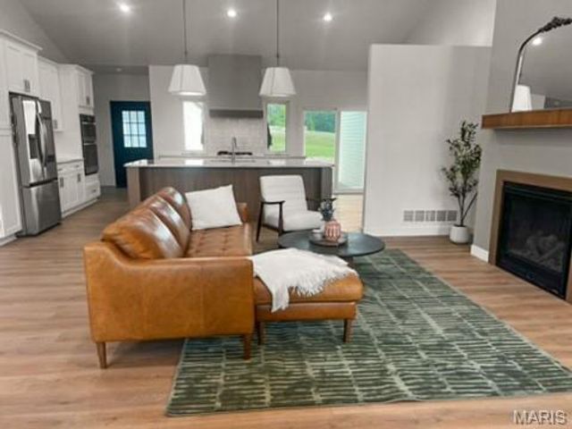 679 Jonathan Road, Hannibal, MO 63401