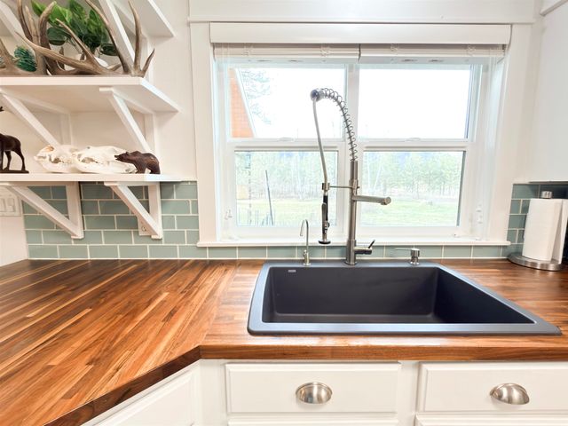 763 Adam Sherry Rd, Colville, WA 99114