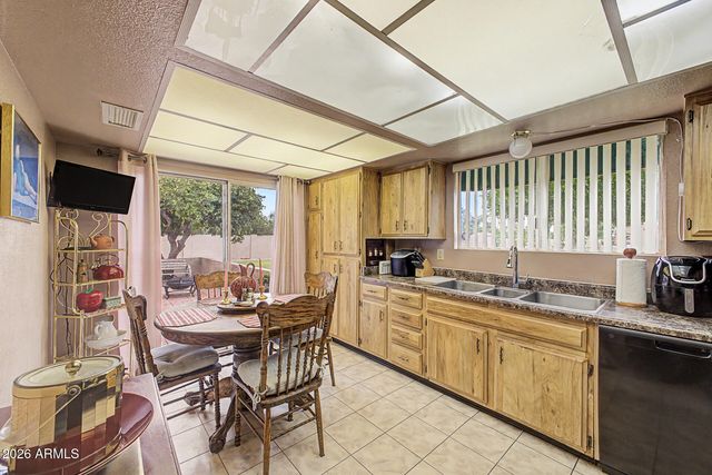 9850 E MINNESOTA Avenue, Sun Lakes, AZ 85248