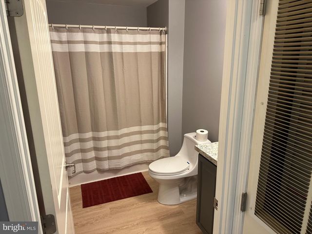 2 ELM CIR, Quakertown, PA 18951