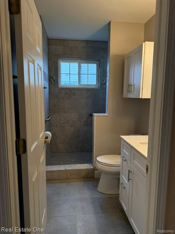 12276 Pagels Drive, Grand Blanc, MI 48439