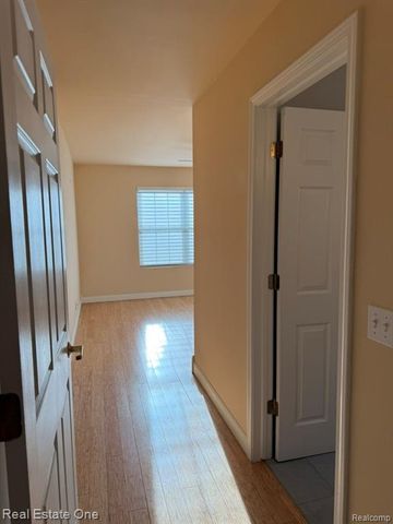 12276 Pagels Drive, Grand Blanc, MI 48439