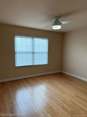 12276 Pagels Drive, Grand Blanc, MI 48439