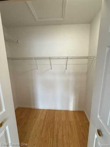 12276 Pagels Drive, Grand Blanc, MI 48439