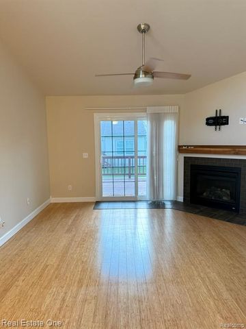 12276 Pagels Drive, Grand Blanc, MI 48439
