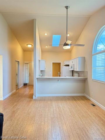 12276 Pagels Drive, Grand Blanc, MI 48439