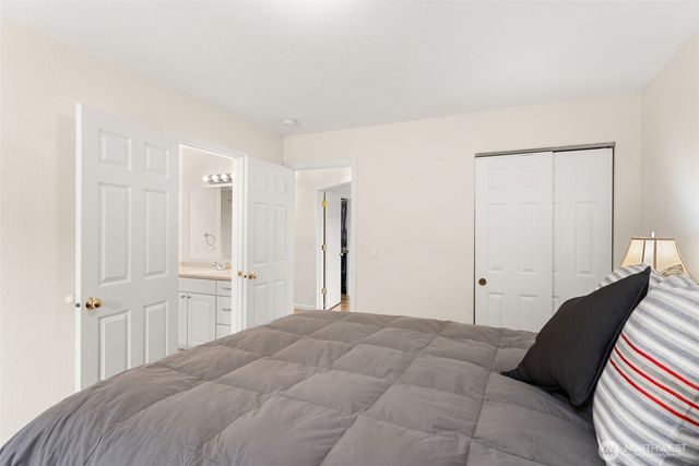 7445 Cate Farm Drive SE, Olympia, WA 98513