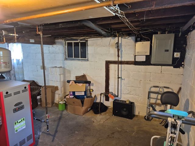 58 Eureka, Springfield, MA 01104