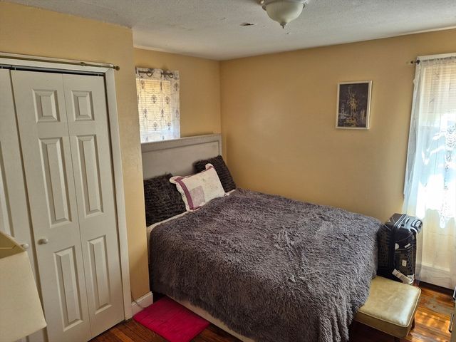 58 Eureka, Springfield, MA 01104