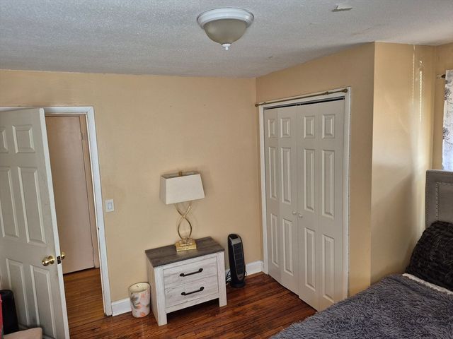 58 Eureka, Springfield, MA 01104