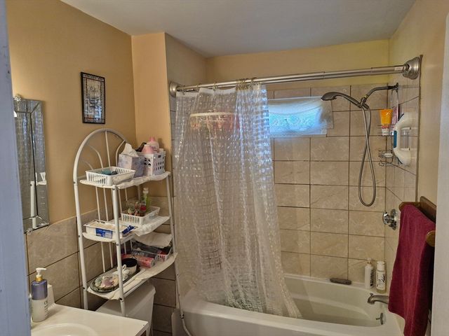 58 Eureka, Springfield, MA 01104