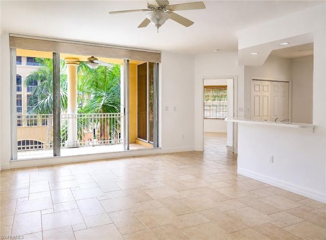 410 Bayfront PL 2308, Naples, FL 34102