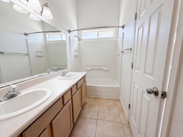 6948 Angela Drive NE, Rio Rancho, NM 87144
