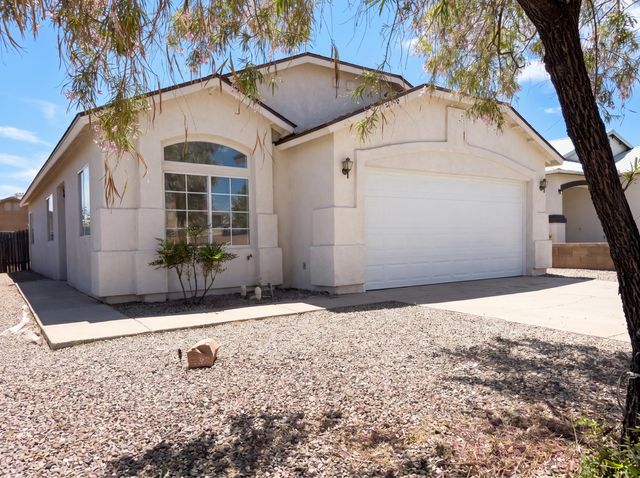 6948 Angela Drive NE, Rio Rancho, NM 87144