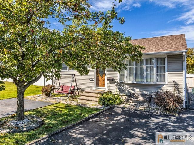 214 Furman Boulevard, Old Bridge, NJ 07735