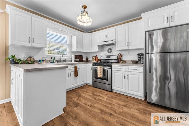214 Furman Boulevard, Old Bridge, NJ 07735