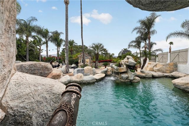 5757 Bluff Street, Norco, CA 92860
