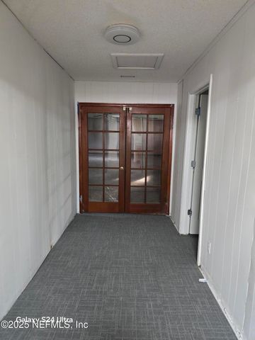 7772 LAKE PARK Drive, Jacksonville, FL 32208