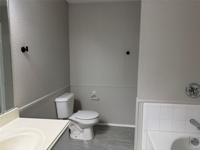 817 Live Oak Drive, Anna, TX 75409