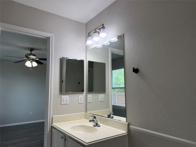 817 Live Oak Drive, Anna, TX 75409