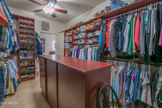 15947 W MULBERRY Drive, Goodyear, AZ 85395