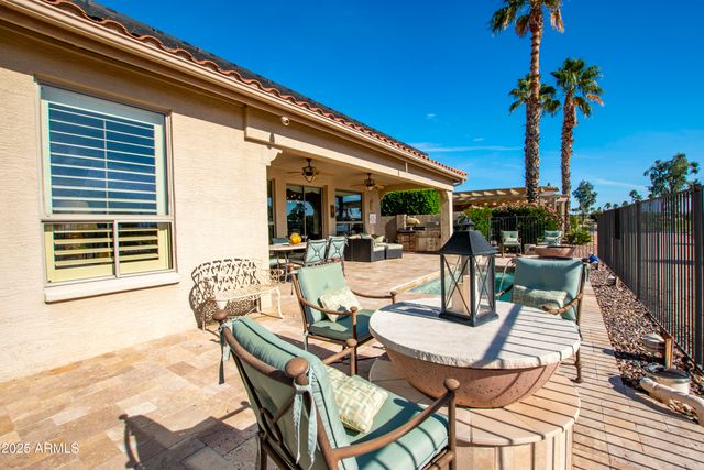 15947 W MULBERRY Drive, Goodyear, AZ 85395