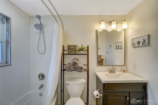 3241 Gracemore Avenue, Dayton, OH 45420