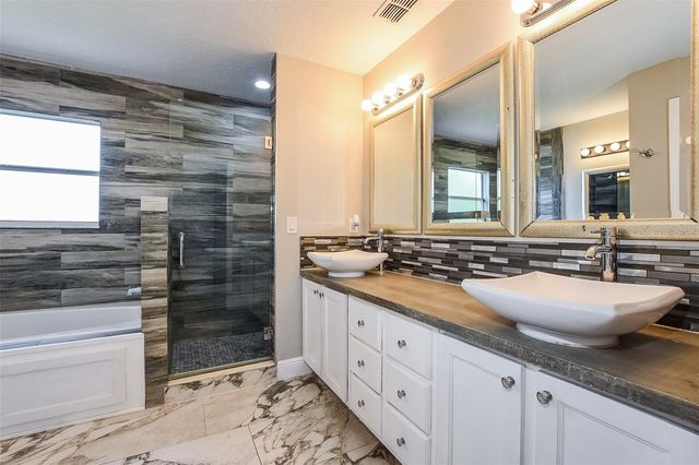 143 KNIGHTS HOLLOW DRIVE, Apopka, FL 32712