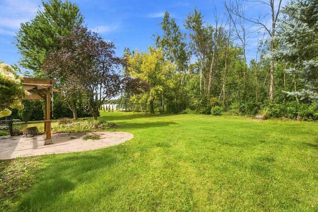 W7252 DOVER COURT, Greenville, WI 54942