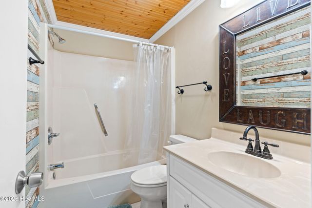 127 Swordfish Drive, Supply, NC 28462