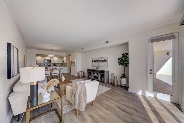 6 BELLEVIEW BOULEVARD 101, Belleair, FL 33756