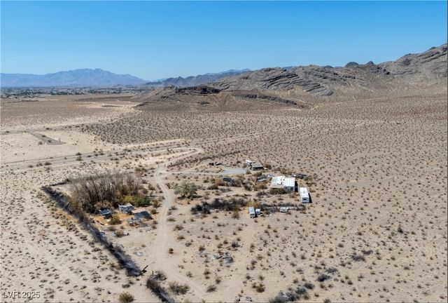 6061 North Woodchips Road, Pahrump, NV 89060