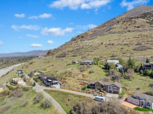 3088 E SILVER HAWK DR, Holladay, UT 84121