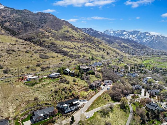 3088 E SILVER HAWK DR, Holladay, UT 84121