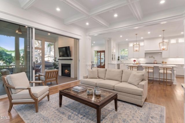 1713 Oberlin Road, Raleigh, NC 27608