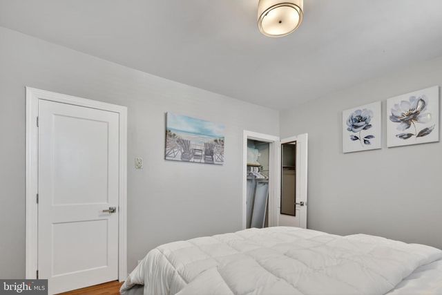 2545 S 9TH ST, Philadelphia, PA 19148